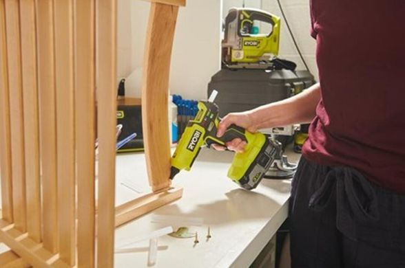 Акумуляторний клейовий пістолет Ryobi RGL18-0, 18 В, 130/200&deg;C