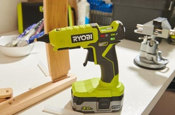 Акумуляторний клейовий пістолет Ryobi RGL18-0, 18 В, 130/200&deg;C