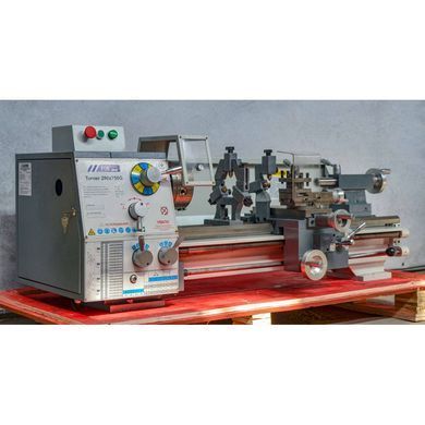 Токарно-гвинторізний верстат FDB Maschinen Turner 280x750G