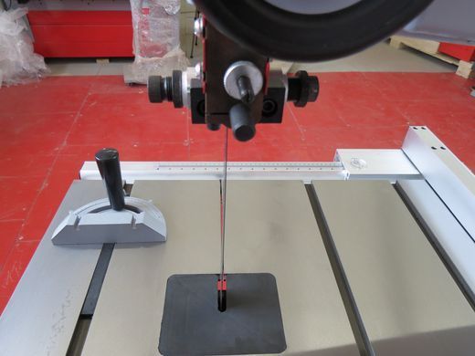 Ленточная пила Holzmann HBS 610
