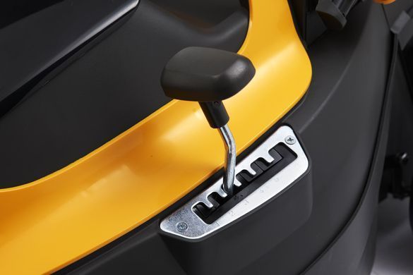 Газонокосилка аккумуляторная STIGA Collector136AEKit