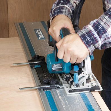 Аккумуляторная дисковая пила Makita DHS680Z, 18 В, &Oslash;165 мм, пропил 57 мм