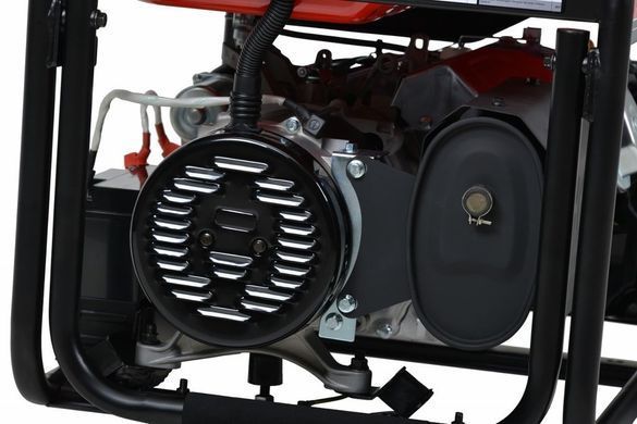 Бензиновый генератор HECHT GG 8000