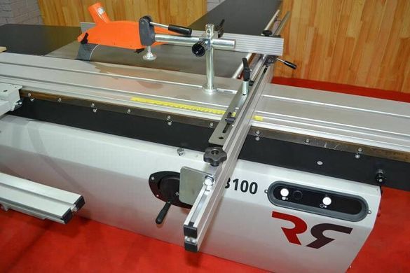 Форматно-раскроечный станок Robland E 3100
