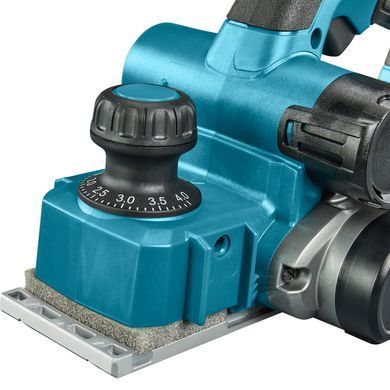 Аккумуляторный рубанок MAKITA XGT KP001GM201, 40 V MAX, 82 мм, 4 мм, 2&times;4 А&middot;ч