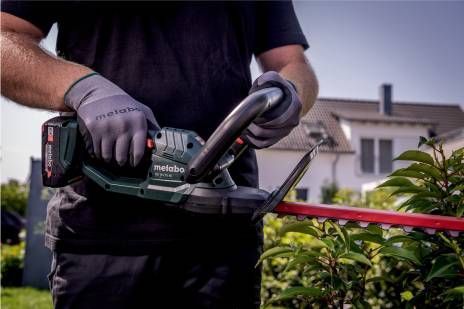 Кусторез аккумуляторный Metabo HS 18 LTX 65