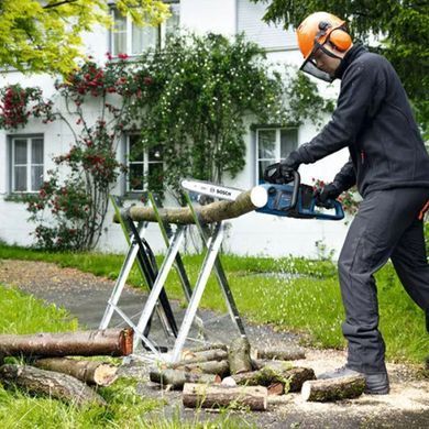 Акумуляторна ланцюгова пила Bosch GKE 18V-40 Professional 18 В, шина 40 см