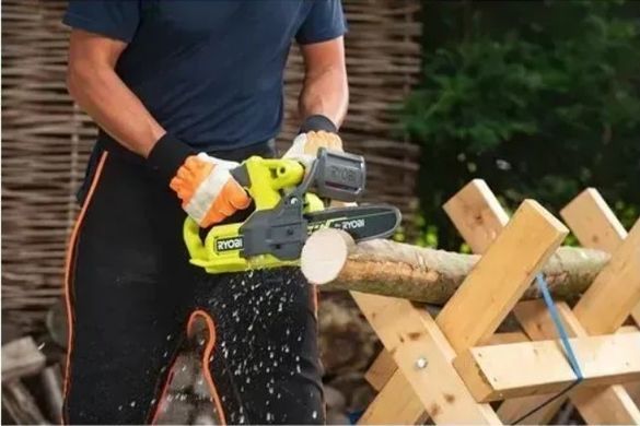 Пила цепная аккумуляторная 18В ONE+, 20 см, без АКБ и ЗУ, Ryobi. RY18CS20A-0 (5133005414)