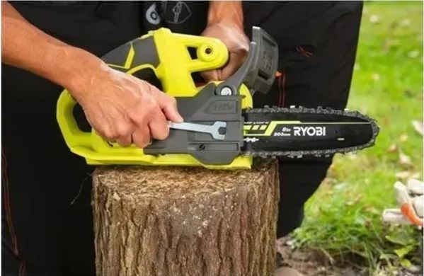 Пила цепная аккумуляторная 18В ONE+, 20 см, без АКБ и ЗУ, Ryobi. RY18CS20A-0 (5133005414)