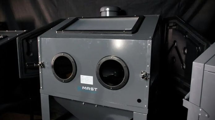 Пескоструйная камера MAST MSC350SD+DC15 с боковой дверцей