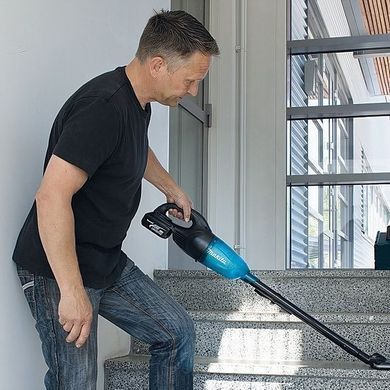 Аккумуляторный пылесос Makita DCL180ZB 18 В, 0,65 л, 78 м&sup3;/ч, без АКБ и ЗУ