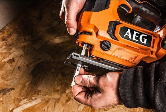 Акумуляторний лобзик AEG BST 18X2-0 18В, 0&ndash;3000 ход/хв, хід 25,4 мм