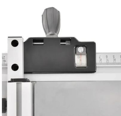 Настольная торцовочная пила HECHT 8254