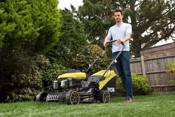 Бензиновая газонокосилка 160см&sup3;, 4л.с., 46см, Ryobi RLM46160S (5133004344)