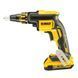 Акумуляторний ударний гайковерт Dewalt DCF620D2K