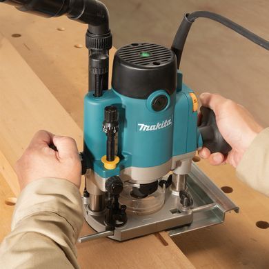 Фрезер Makita RP1111C, 1100 Вт, 8000&ndash;24000 об/мин, погружение 57 мм, цанга 8 мм