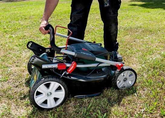 Аккумуляторная газонокосилка Metabo RM 36-18 LTX BL 46
